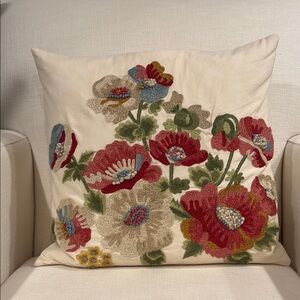 POTTERY BARN 20x20” Floral Embroidered Throw Pillow